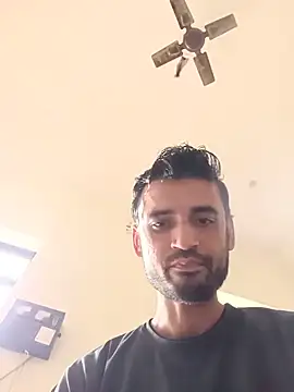 Snapshot of gauravsexy chatting on July 5, 9:05 am gauravsexy online show from July 5, 9:05 am