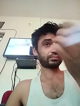 Snapshot of gauravsexy chatting on July 7, 9:35 am gauravsexy online show from July 7, 9:35 am