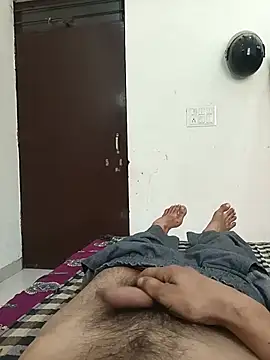 Snapshot of gauravsexy chatting on July 14, 5:23 am gauravsexy online show from July 14, 5:23 am