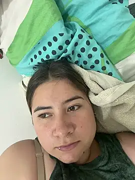 Zoe Luxxe  online show from June 25, 8:24 pm