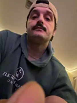 PoundedCajunGuy93 online show from July 2, 3:56 am
