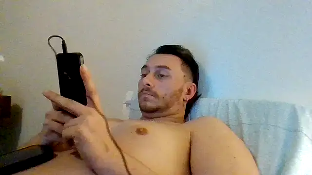 TallHungandCloudy69 online show from March 7, 2:47 pm