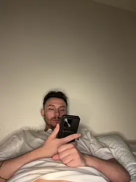 TallHungandCloudy69 online show from March 8, 10:52 am