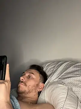 TallHungandCloudy69 online show from March 9, 1:37 pm