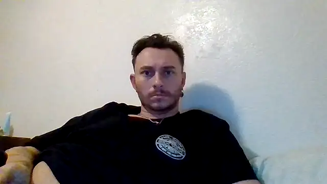 TallHungandCloudy69 online show from March 12, 8:31 am