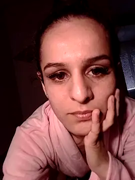 Snapshot of MissElen chatting on March 4, 3:29 pm MissElen online show from March 4, 3:29 pm