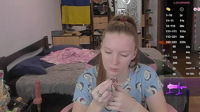 Mary Blu online show from November 24, 8:58 am