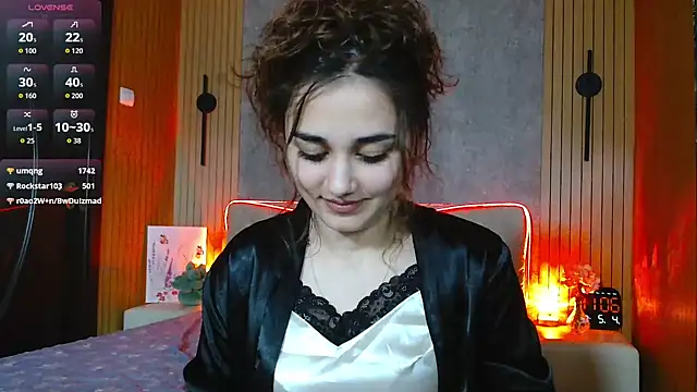 Snapshot of KatarinaHeaven chatting on May 4, 8:05 pm KatarinaHeaven online show from May 4, 8:05 pm