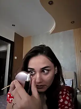 Snapshot of KatarinaHeaven chatting on May 14, 3:19 pm KatarinaHeaven online show from May 14, 3:19 pm