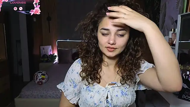 Snapshot of KatarinaHeaven chatting on July 8, 8:02 pm KatarinaHeaven online show from July 8, 8:02 pm