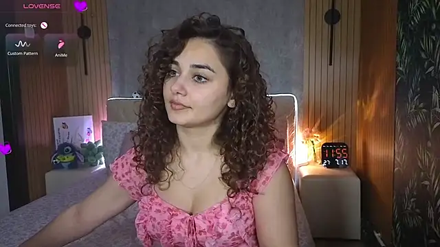 Snapshot of KatarinaHeaven chatting on July 17, 8:57 pm KatarinaHeaven online show from July 17, 8:57 pm