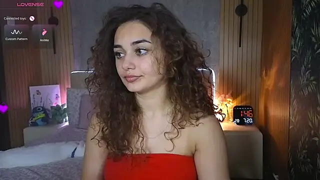 Snapshot of KatarinaHeaven chatting on July 19, 10:46 pm KatarinaHeaven online show from July 19, 10:46 pm
