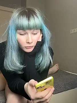 Snapshot of AlexaGudz chatting on May 14, 7:20 pm AlexaGudz online show from May 14, 7:20 pm