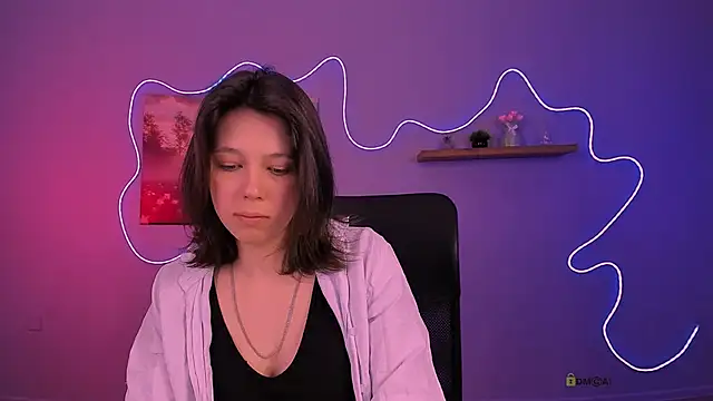 aria wild  online show from May 4, 7:21 pm