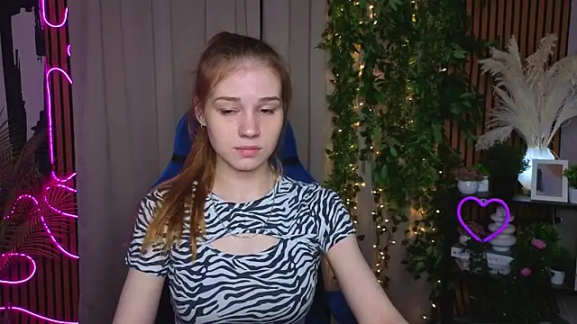 AmyLindsey online show from March 24, 7:46 am