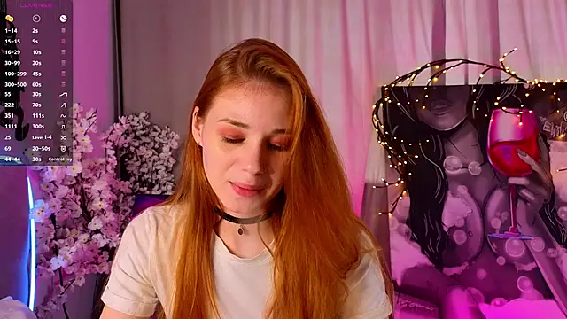 Snapshot of AmyLindsey chatting on April 5, 7:38 am AmyLindsey online show from April 5, 7:38 am