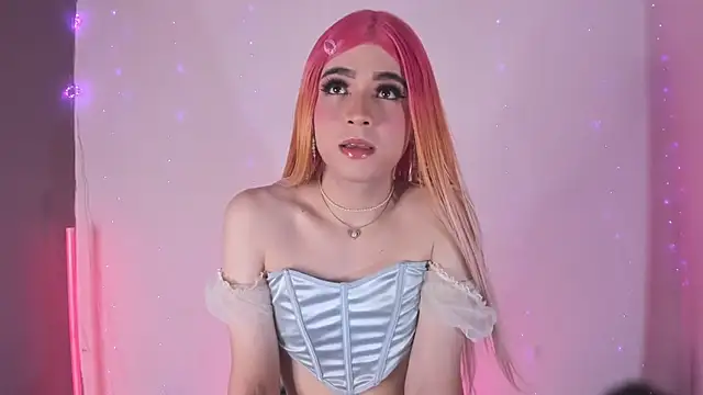 Snapshot of _BabyLuna_ chatting on March 23, 12:14 am BabyLuna online show from March 23, 12:14 am