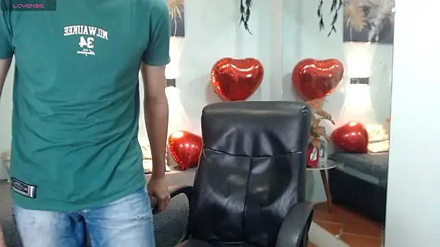 Roccoallegeri online show from March 12, 11:49 am