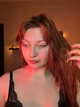 VelvetEve online show from March 14, 2:11 pm