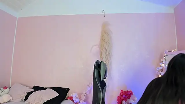Emily Roussee online show from July 22, 12:19 pm
