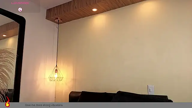 Snapshot of Morgan_alice chatting on August 1, 12:04 pm Morgan alice online show from August 1, 12:04 pm