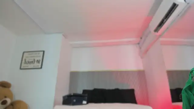 ashvalentine  online show from July 17, 7:41 pm