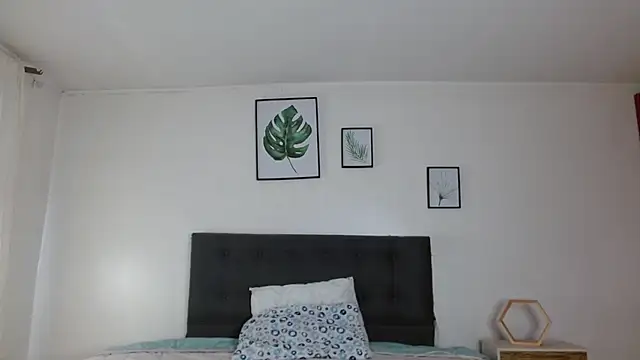 samanthachop online show from July 30, 1:43 pm