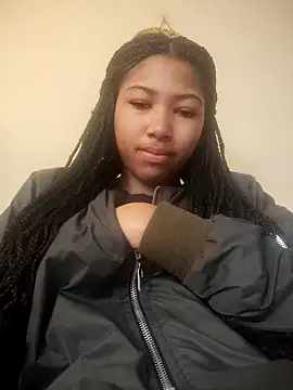 Yire  online show from March 5, 5:09 pm