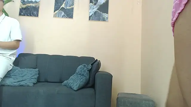 ValentinaeKlein online show from March 17, 3:55 am