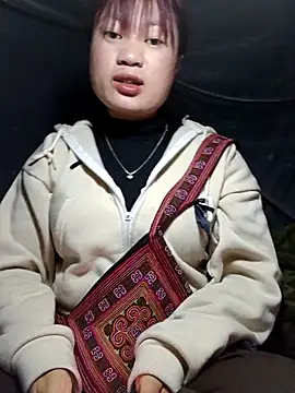 Snapshot of dada5566 chatting on March 15, 12:49 am dada5566 online show from March 15, 12:49 am