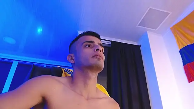 Snapshot of Bad_Boy_Carter69 chatting on July 14, 9:14 am Bad Boy Carter69 online show from July 14, 9:14 am