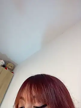 Snapshot of Alee23__ chatting on June 1, 10:22 pm Alee23 online show from June 1, 10:22 pm