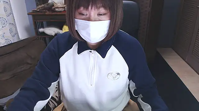 Snapshot of KARON2026 chatting on May 2, 1:10 am KARON2026 online show from May 2, 1:10 am