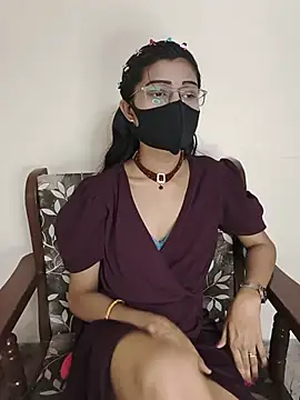 Snapshot of Rubina_69 chatting on June 17, 8:32 pm Rubina 69 online show from June 17, 8:32 pm
