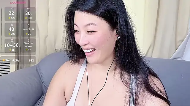 Tavie1744 online show from June 27, 1:10 am