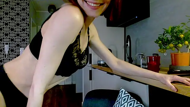Snapshot of misssweet chatting on May 8, 4:56 pm misssweet online show from May 8, 4:56 pm