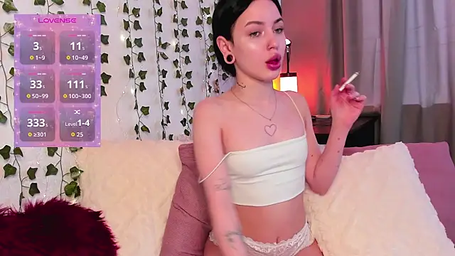 ILYMellow online show from March 11, 9:04 am