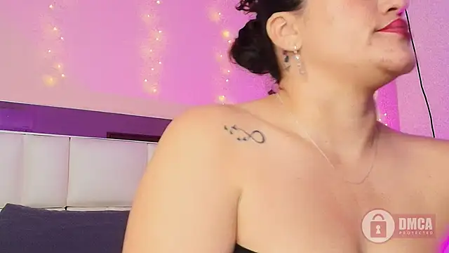 lulu vegha online show from March 12, 11:49 am