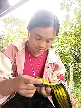 Snapshot of Mayxinh_love chatting on March 23, 9:02 am Mayxinh love online show from March 23, 9:02 am