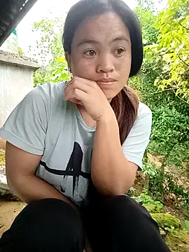 Snapshot of Mayxinh_love chatting on May 16, 10:52 pm Mayxinh love online show from May 16, 10:52 pm