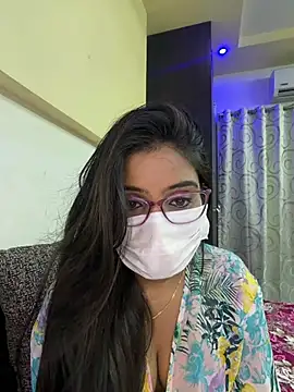 nikki catz online show from March 15, 4:24 pm