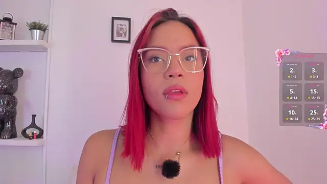 Snapshot of Im_Scarlett_ chatting on May 7, 7:08 pm Im Scarlett online show from May 7, 7:08 pm