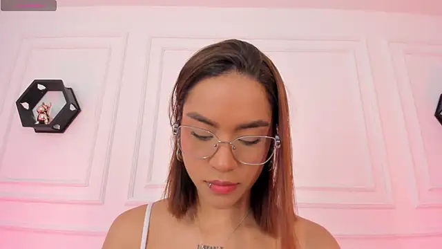 Snapshot of Im_Scarlett_ chatting on June 18, 5:39 pm Im Scarlett online show from June 18, 5:39 pm