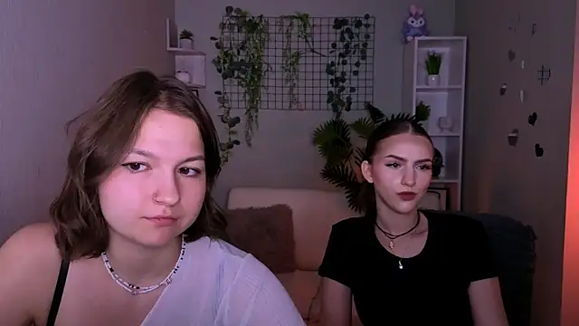 liana best online show from June 25, 9:47 am