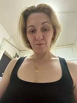 Secret Ladyx online show from May 26, 7:04 am