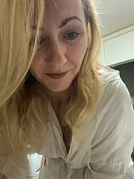 Secret Ladyx online show from July 13, 3:42 am