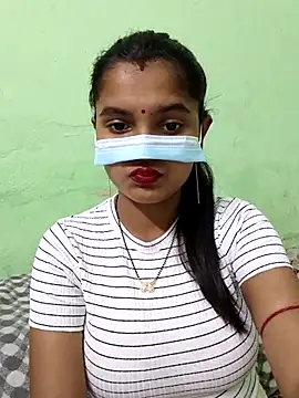 Snapshot of Sexy_Sonniyaa chatting on July 15, 9:47 am Sexy Sonniyaa online show from July 15, 9:47 am