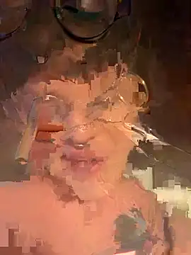 Xlilli69X online show from May 14, 6:37 pm