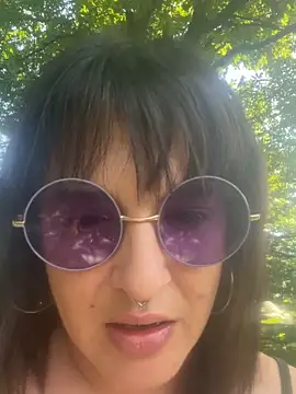 Xlilli69X online show from May 21, 2:35 pm