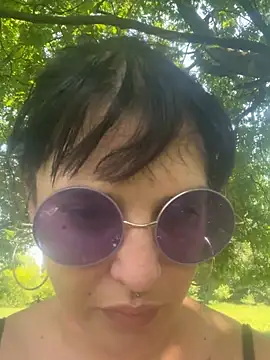 Xlilli69X online show from May 27, 12:24 pm